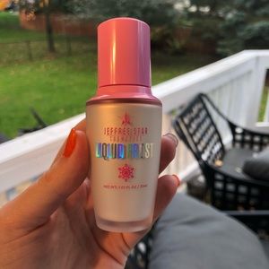 Jeffree Star Liquid Frost in Frostbite